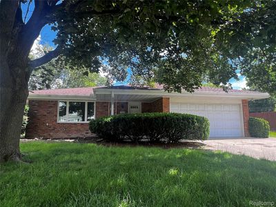 Property at 3582 Paddington Dr, Troy, MI
