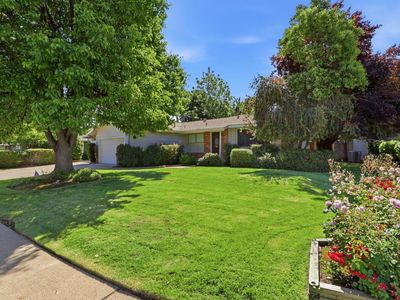 2545 Notre Dame Dr