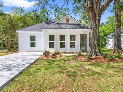 301 W 27th Ave