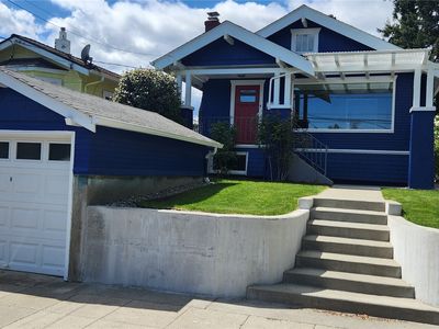 1323 Elizabeth Avenue