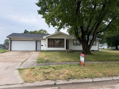 1009 Lawndale Ave