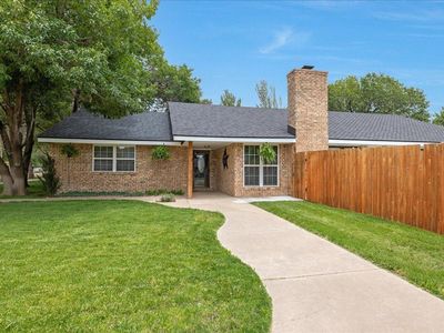 3529 Cinderella Ln