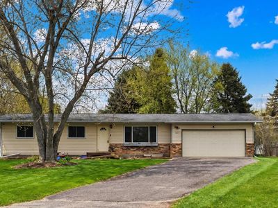 118 Elizabeth Ct N