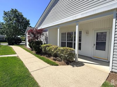 Property at 440 Bluebird Dr, Monroe Township, NJ