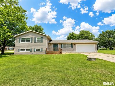 201 McMurtry Dr