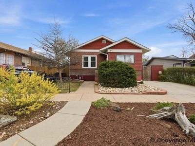 3047 Dillon Ave