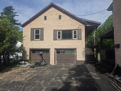 25-27 Circle St
