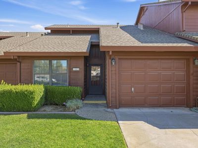 163 Country Club Dr