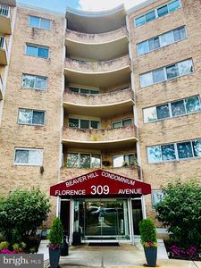 309 Florence Ave #114
