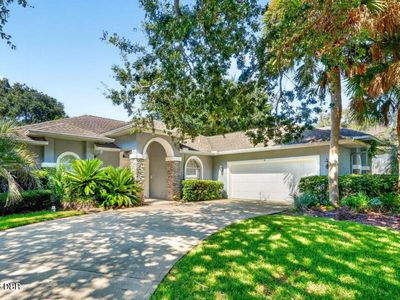 4 Lakeview Ln