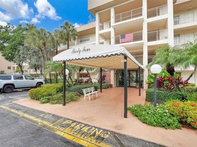 3051 S Palm Aire Dr APT 308