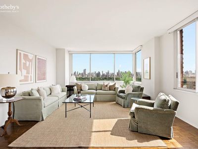 101 W 79th St APT 18A