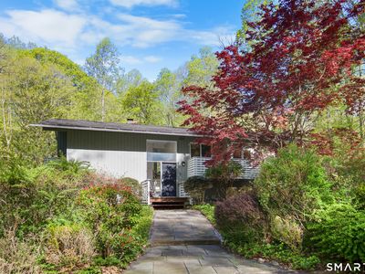 4 Baywood Lane