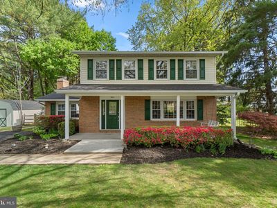 904 Caren Dr