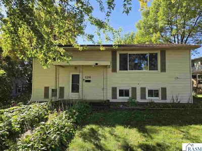 126 2nd Ave SW
