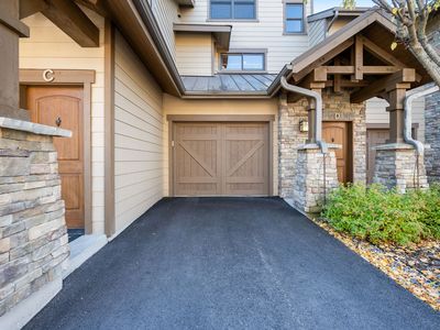6007 Saint Moritz Dr APT D