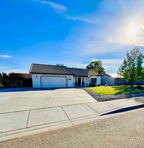 5602 Aspen Dr