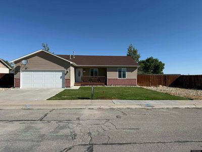 609 Olive Cir