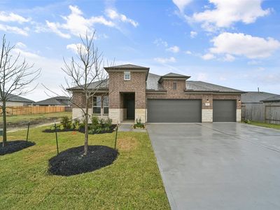 87 Leon Way