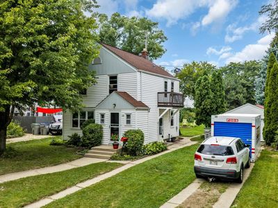 198 E Gauer CIRCLE
