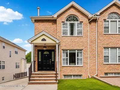 26 Foothill Ct