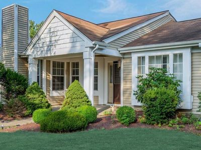 1061 Buckingham Drive #B