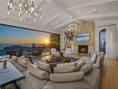 922 Emerald Bay