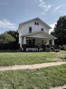104 E Pleasant St