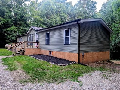 5323 English Rd