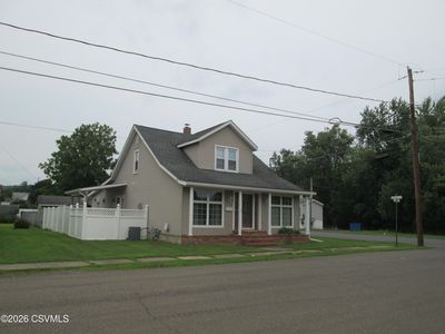 1101 6th Ave