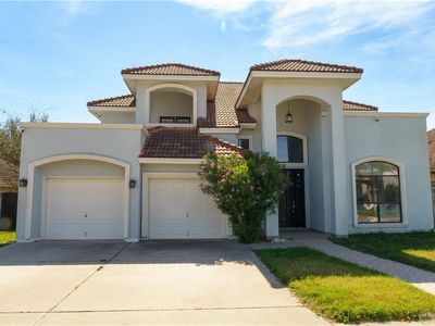 2702 Live Oak St