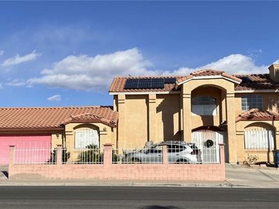 1912 S Torrey Pines Dr