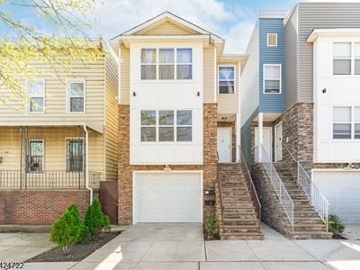 262 2Nd Ave