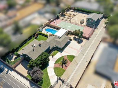 1226 W Lancaster Blvd