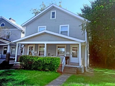 213-215 W Weber Rd