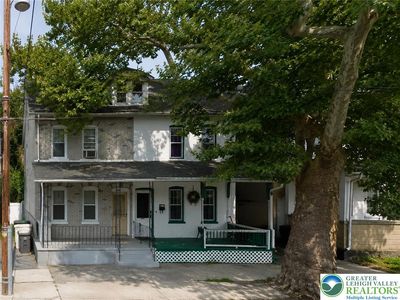 211 E Ettwein St