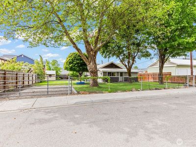 1411 Columbia Street