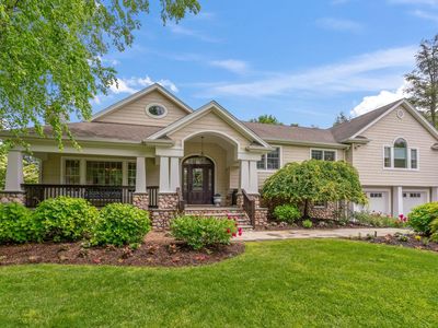 30 Salem Ridge Drive