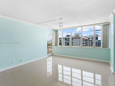 2025 NE 164th St APT 907