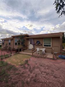 595 W Rider Dr