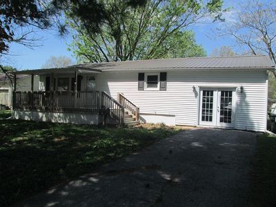 Property at 507 E Sanders St, La Plata, MO