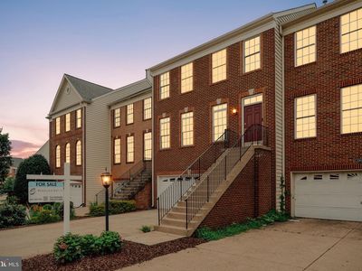 22602 Welborne Manor Sq