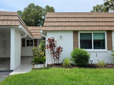 5468 RIVERBLUFF CIRCLE #V-40