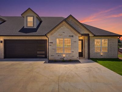 5126 Country Club Dr
