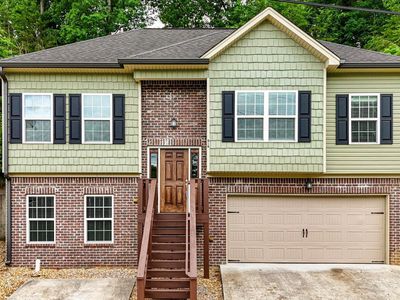 816 Altamont Rd