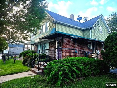 180 Main St