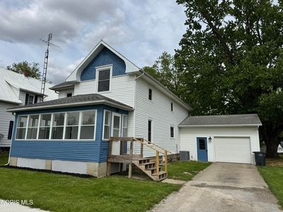 206 Cedar St