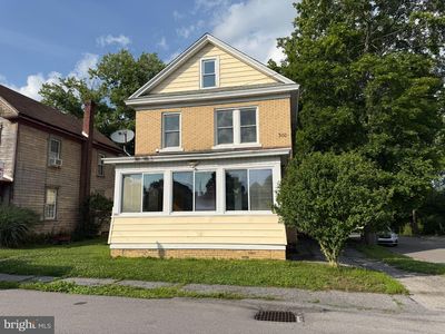 300 N 10th St