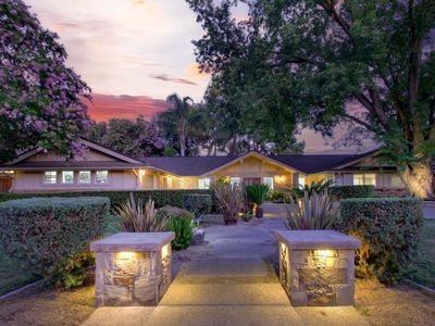 44499 Country Club Dr