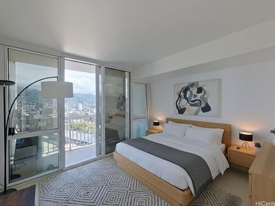 909 Kapiolani Blvd APT 3105